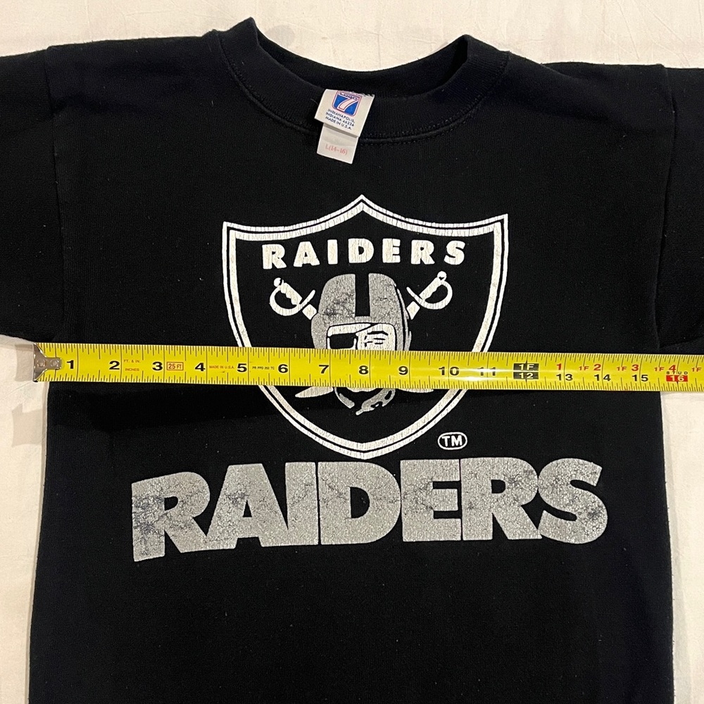 90s Vintage Raiders Football NFL Black Sweatshirt (“Boy Large 14-16”) - Picture 2 of 5